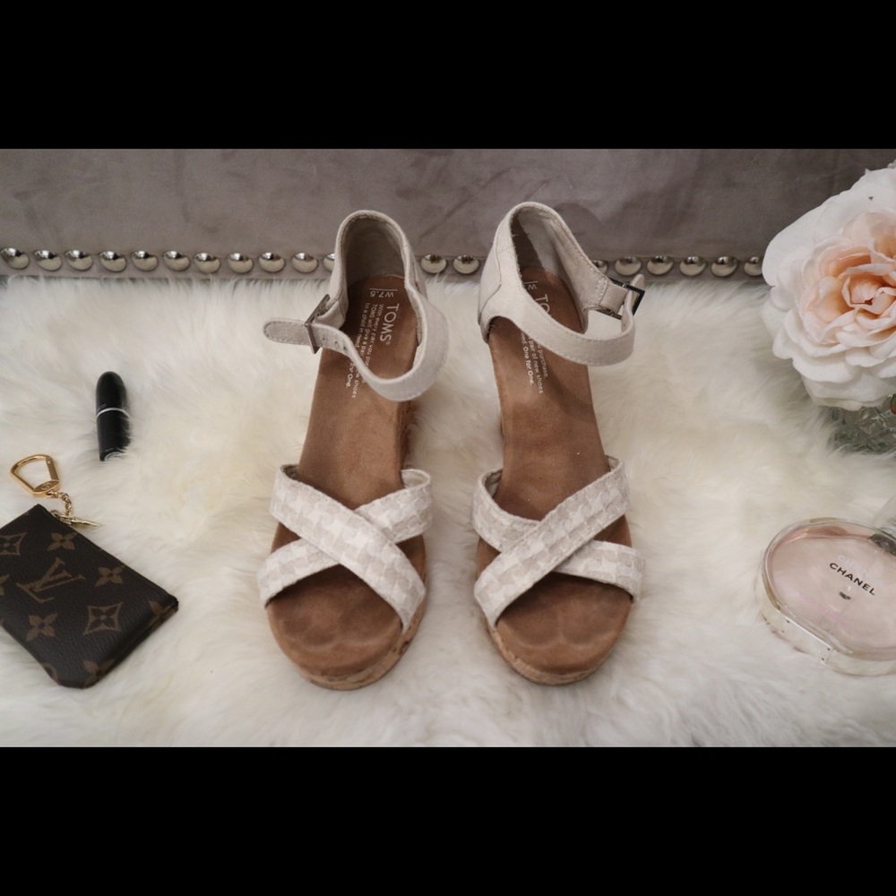 Toms Wedge Sandal